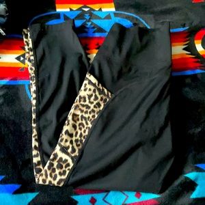 Zyia leggings
